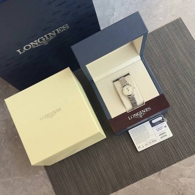 With Warranty Card, Mother-Of-Pearl Dial With Diamond-Set Hour Markers! Ultra-Th