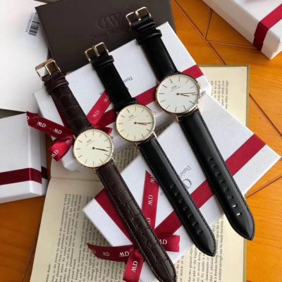 Original Daniel Wellington Watch With An Ultra-Thin Dial, Available In White Or