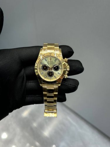 Hot-selling models sound the Daytona rally call. A veteran watch expert has ver