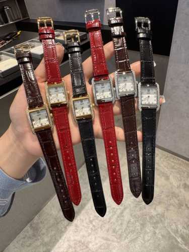 White Diamond and Gold Diamond 470 The latest Herm
