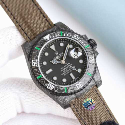 Rolex Submariner "Carbon Fiber" Bare Watch: Suitcase + 50 Submariner, perfectly