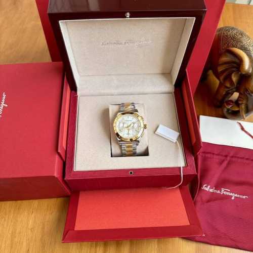 New Ferragamo men's watch, 42mm case diameter. Anti-reflective sapphire crystal