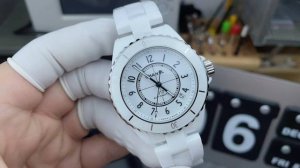 bv+ A Masterpiece Of Craftsmanship, The New J12 Watch Is Replaced With A New