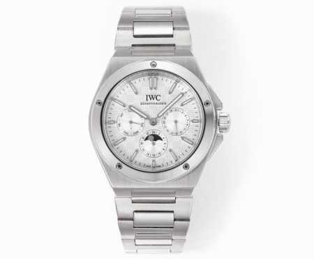 Another "engineering" journey! Perfection once again! IWC's new Ingenieur collec - Click Image to Close