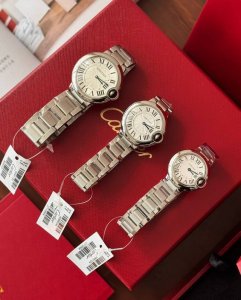 Benefit flash sale! Cartier Blue Balloon Quartz Watch! Such a classic style need