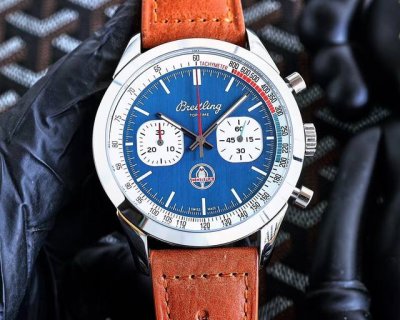 Breitling Avenger Series Japanese Multifunction Quartz 43*13mm Arch Bridge Tempe