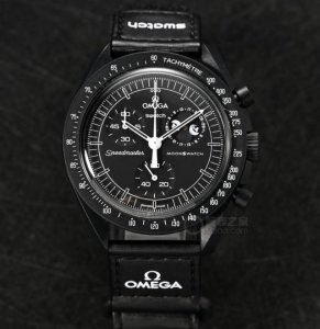 Omega x Swatch's new moon landing work Mission To The Moonphase Bex. This new wa