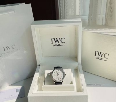 Iwc IWC Portofino Series Large Three-Hand Men's Dress Mechanical Watch, Model: I
