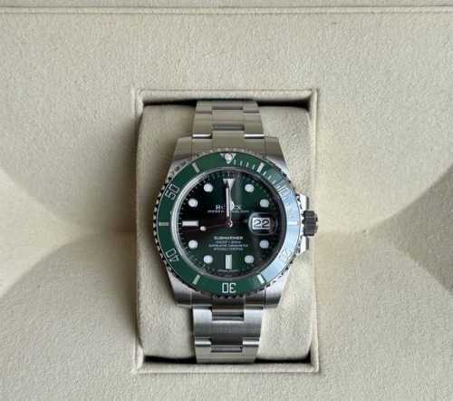 Rolex Yacht-Submariner Series Model 116610Lv-0002 Green Dial Automatic Mechanic