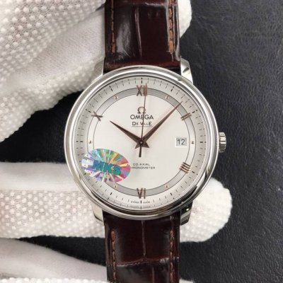 Omega De Ville series watch. With an elegant and slim appearance and a simple an