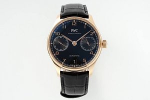 Zf Portugieser 7-Day Kinetic Mechanical Watch, Model IW500713. Born in the 1930s