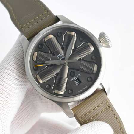 White and Black IWC: A technologically advanced and fashionable IWC flagship mo - Click Image to Close