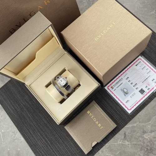 Real diamonds, Bulgari classic snake watch, size 35mm, exquisite workmanship, in
