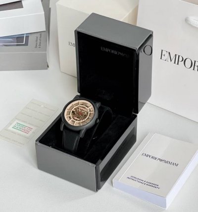 New Year's Welfare Watches Are Really An Indispensable Part Of A Boy's Outfit, J
